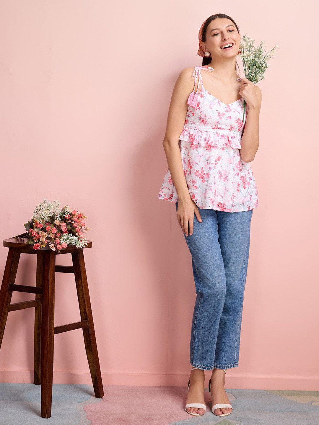 

BAESD Women Floral Printed Tie-Ups Top, Pink
