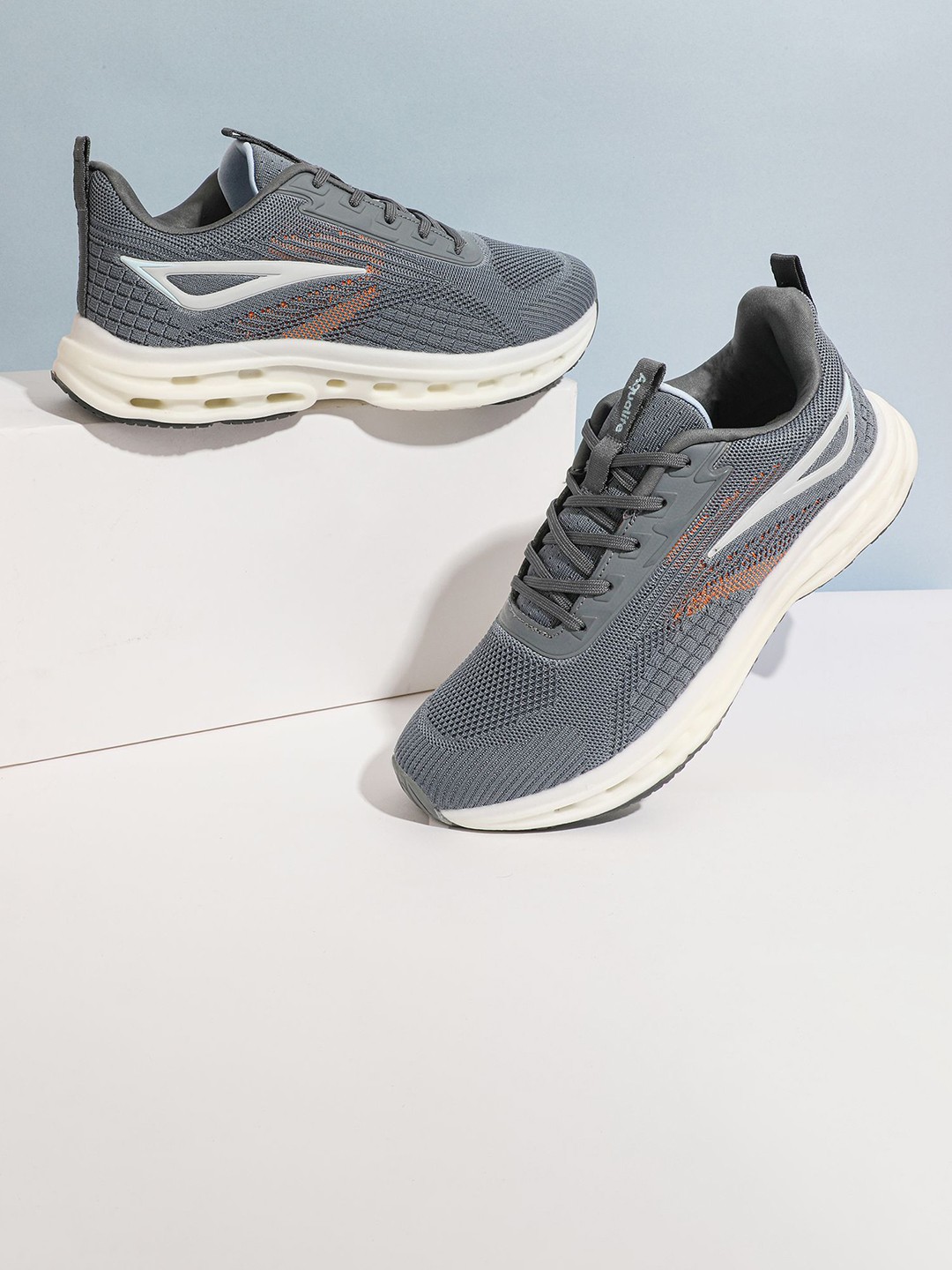 

Aqualite Men Woven Design Lace-Ups Sneakers, Grey