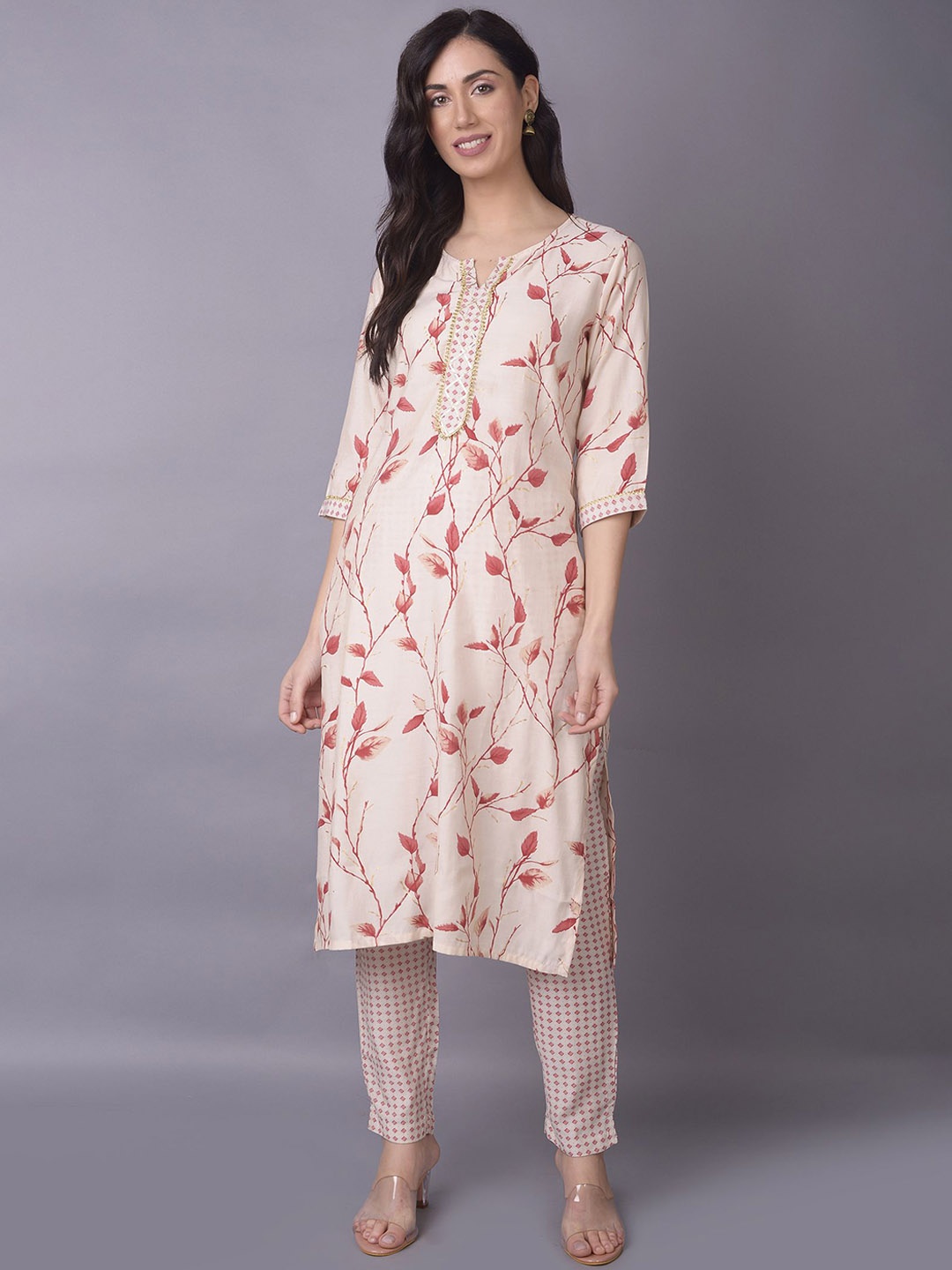 

Shree Floral Printed Round Neck Gotta Patti Liva Straight Kurta With Trousers & Dupatta, Red