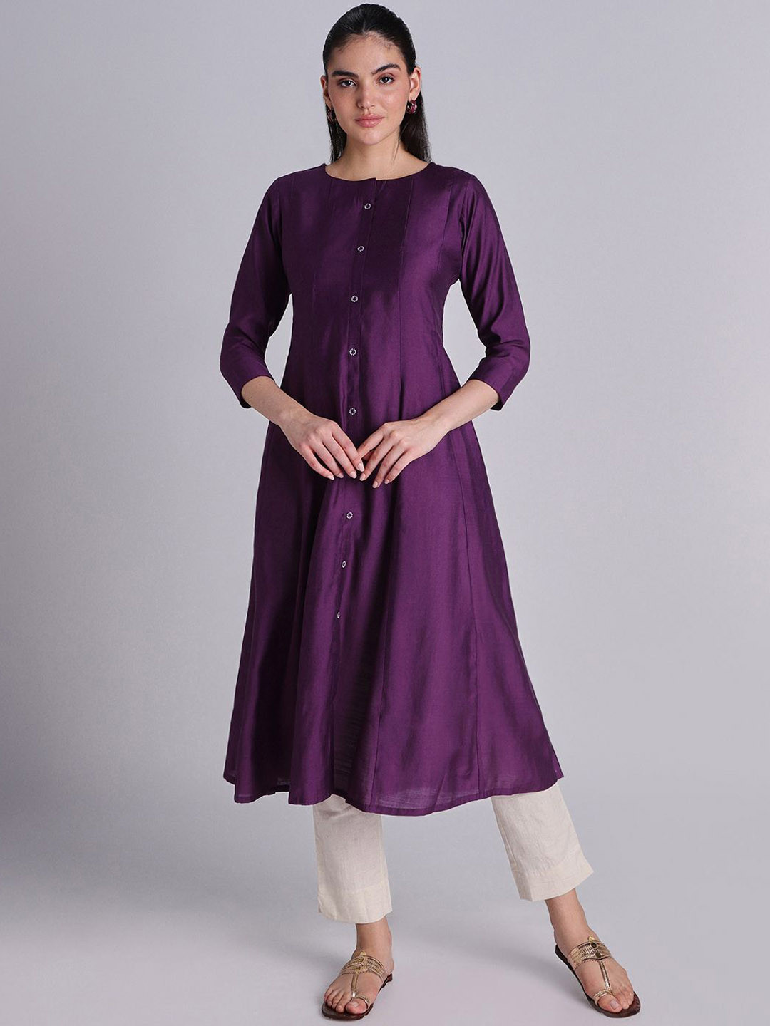 

YATKSH Round Neck Three-Quarter Sleeves A-Line Kurta, Lavender