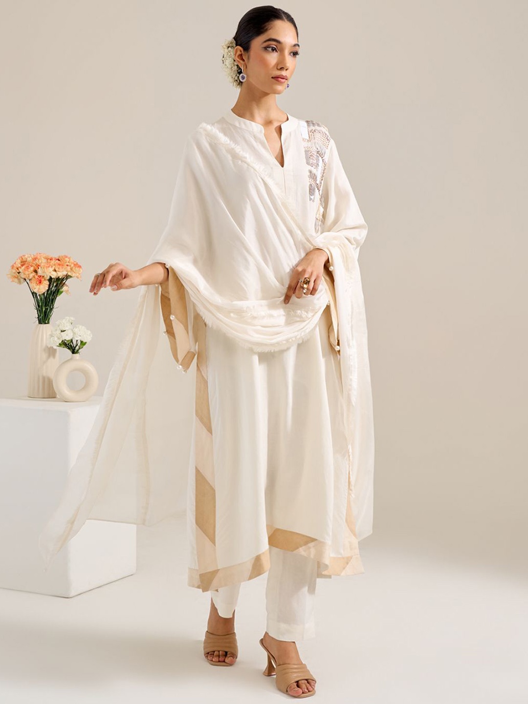 

Siyona by Ankurita Yoke Design Linen Pakistani Style Kurta With Trousers & Dupatta, Off white