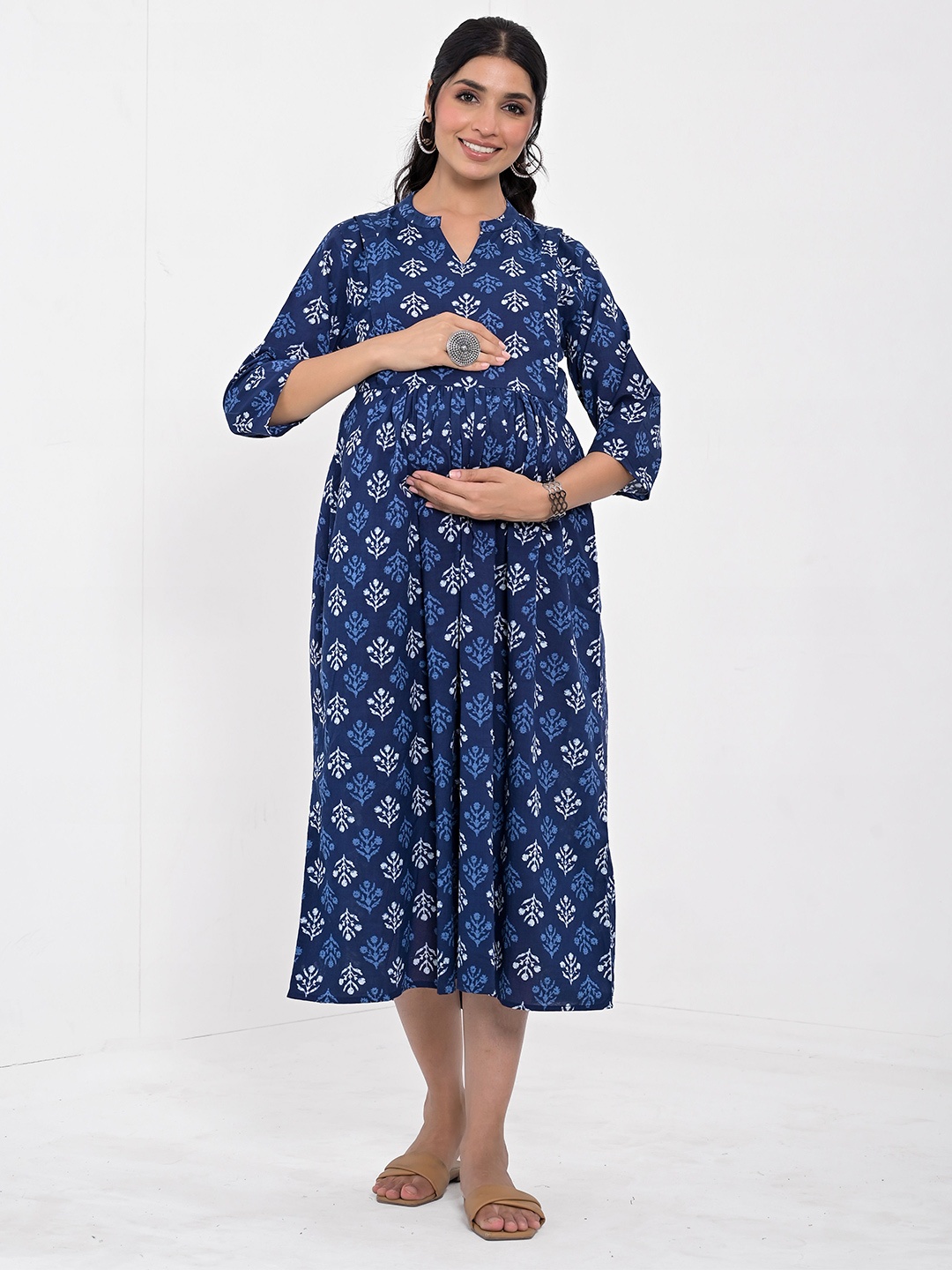 

Negen Floral Printed Maternity Fit & Flare Maternity Midi Dress, Blue