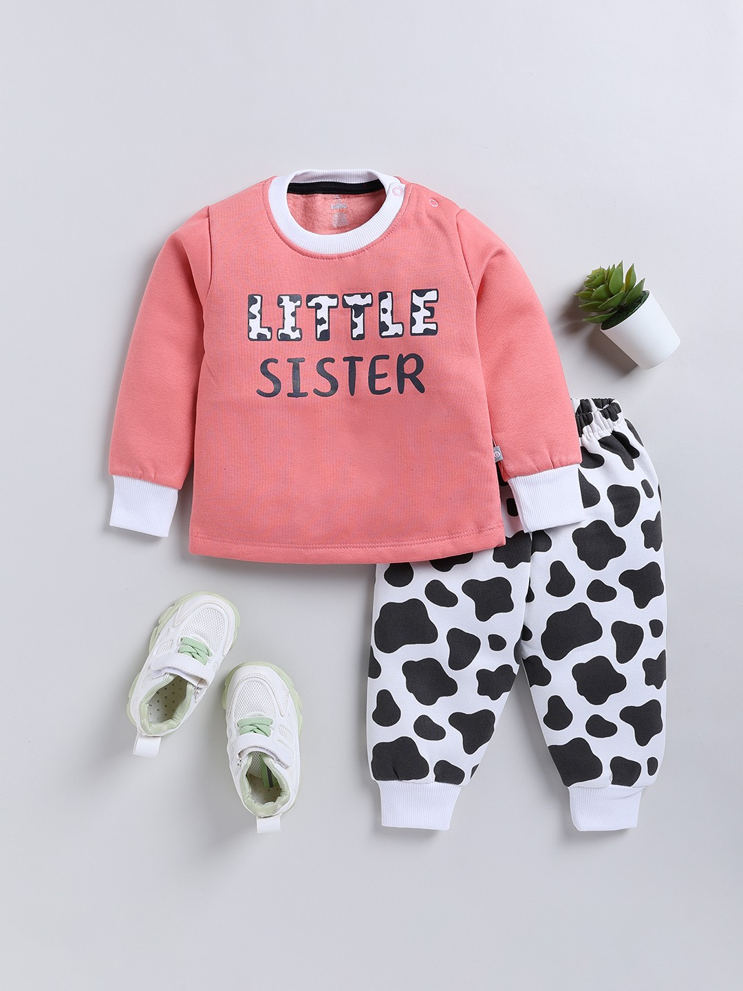 

YK X Tinyo Infant Girls Typography Printed Pure Cotton Sweatshirt with Joggers Set, Peach