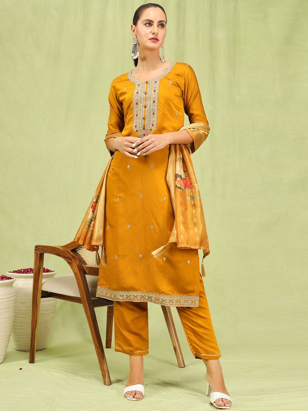 

VredeVogel Floral Embroidered Regular Sequinned Kurta With Trousers & Dupatta, Mustard