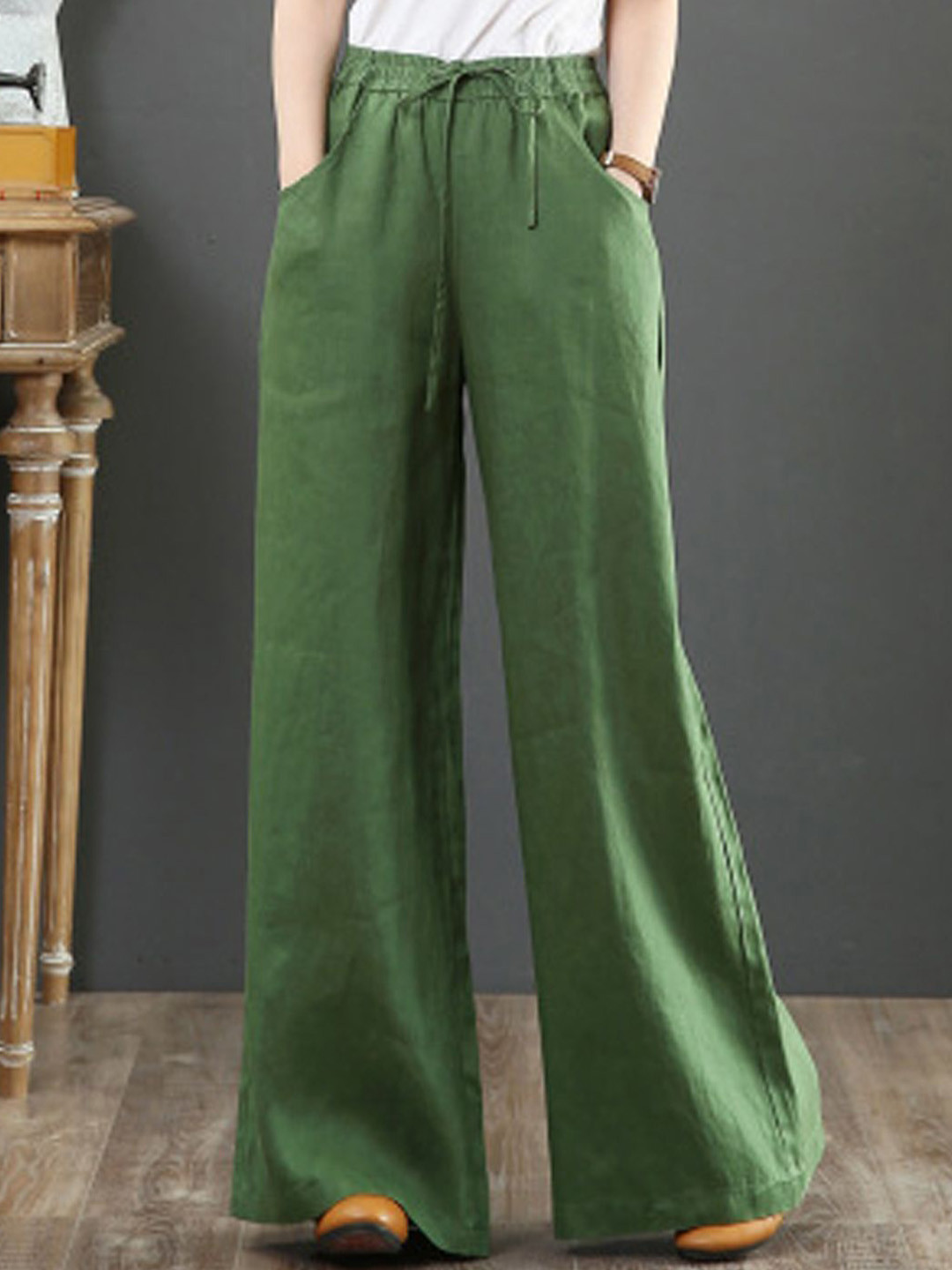 

StyleCast Women Solid Parallel Trousers, Green