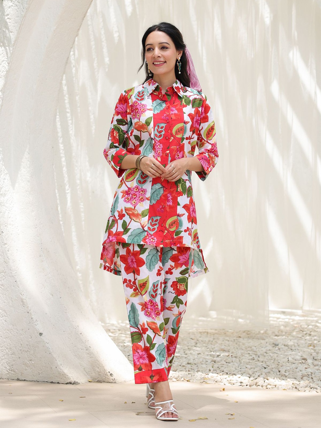 

Rain & Rainbow Printed Shirt Collar Pure Cotton High Low Tunic With Trousers, White
