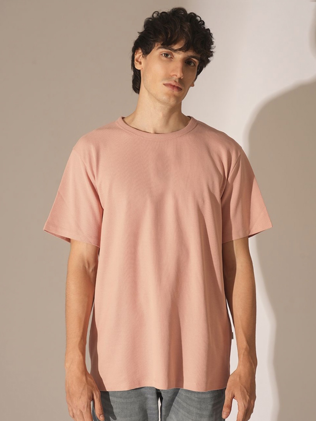 

SELECTED Men Solid Round Neck Organic Cotton T-shirt, Pink
