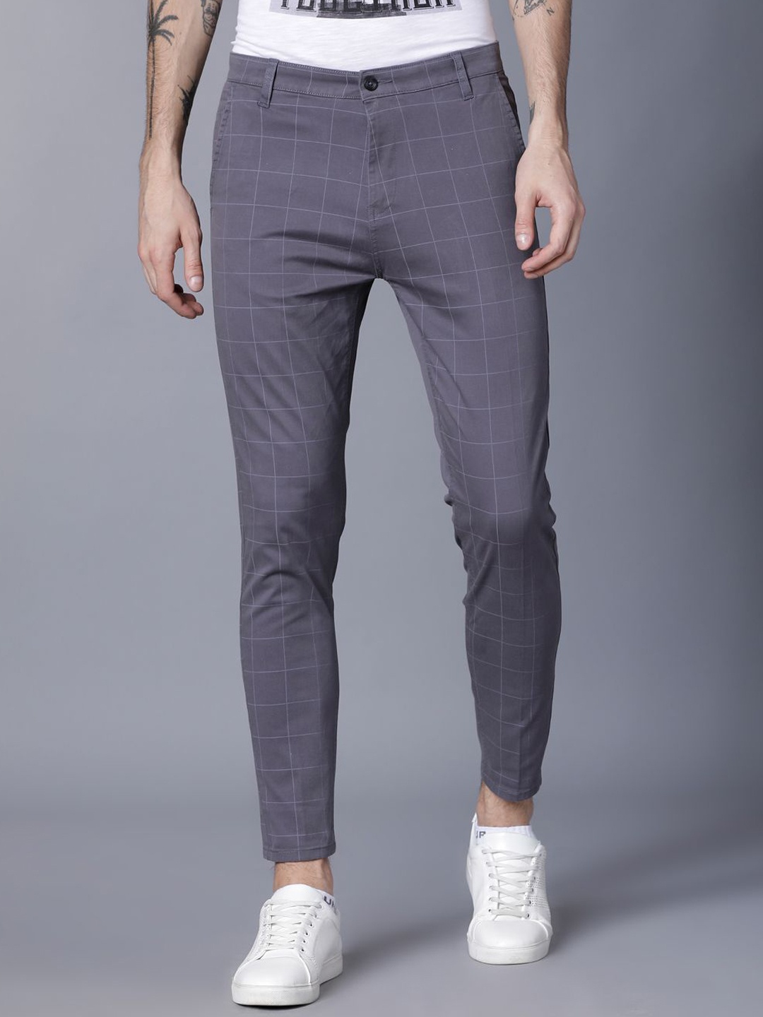 

HIGHLANDER Men Slim Fit Chinos Trousers, Grey
