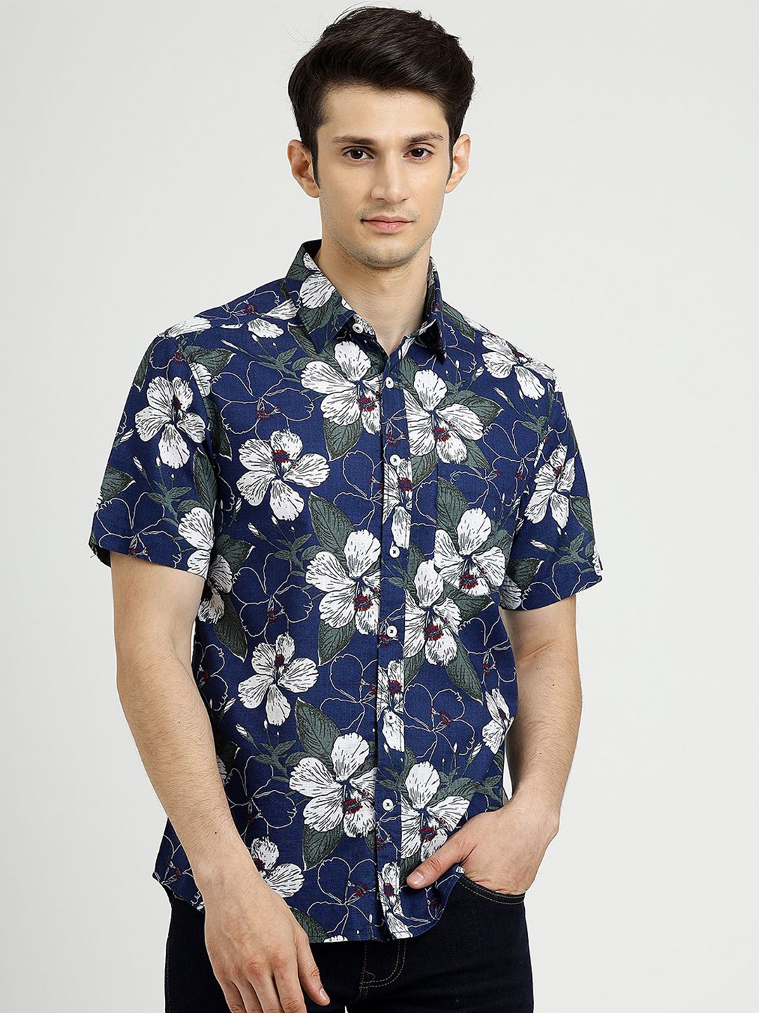 

Greenfibre Men Spread Collar Floral Printed Cotton Slim Fit Casual Shirt, Navy blue