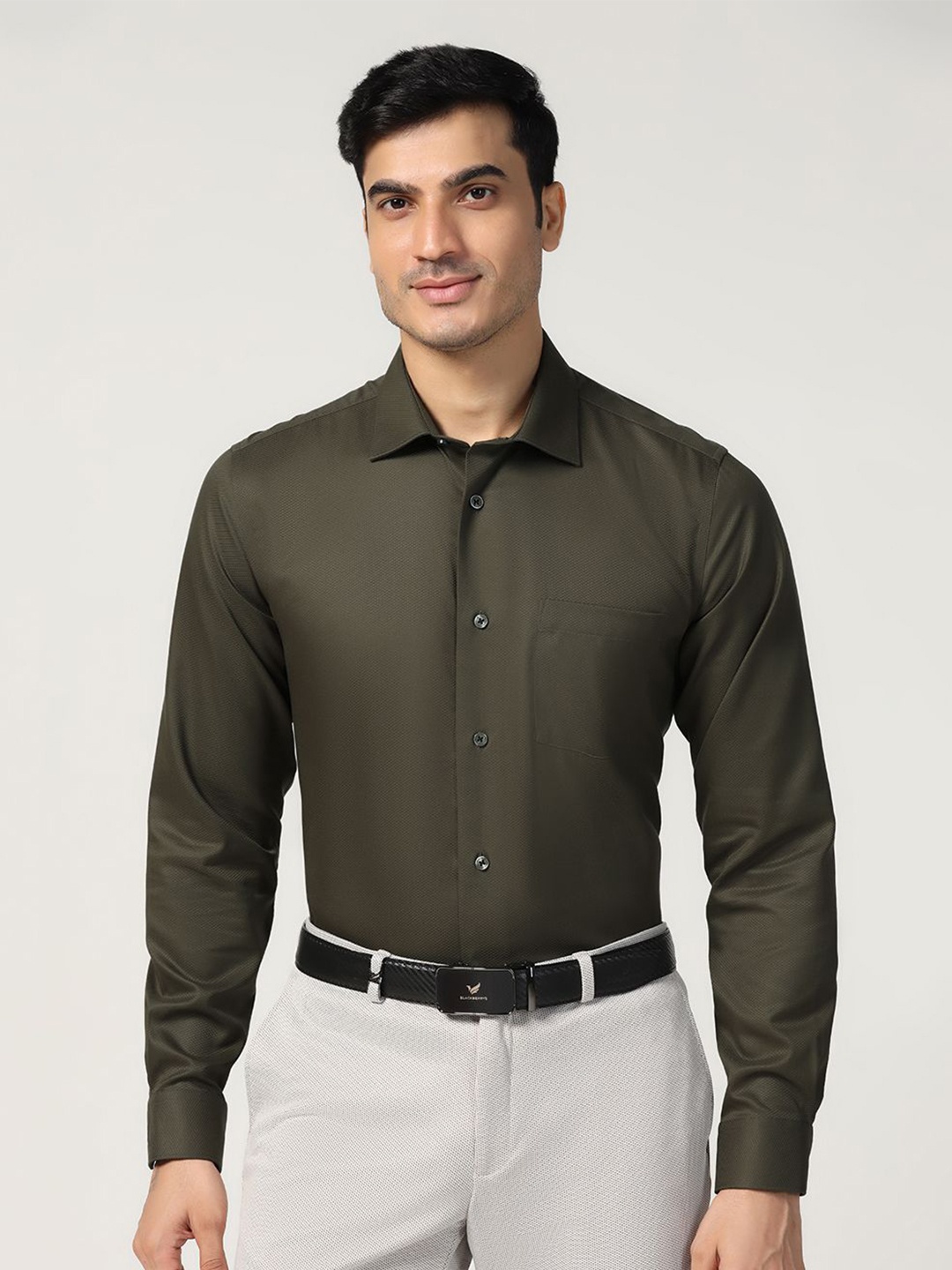 

Blackberrys Men's Olive Textured Formal Slim Fit Wrinkle-Resistant Shirt