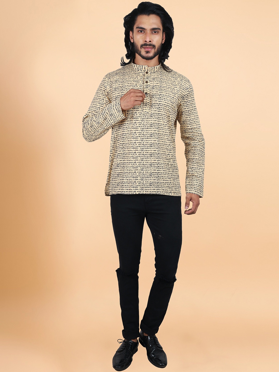 

ETHNIC FACTORY Typography Printed Mandarin Collar Cotton Straight Short Kurta, Beige