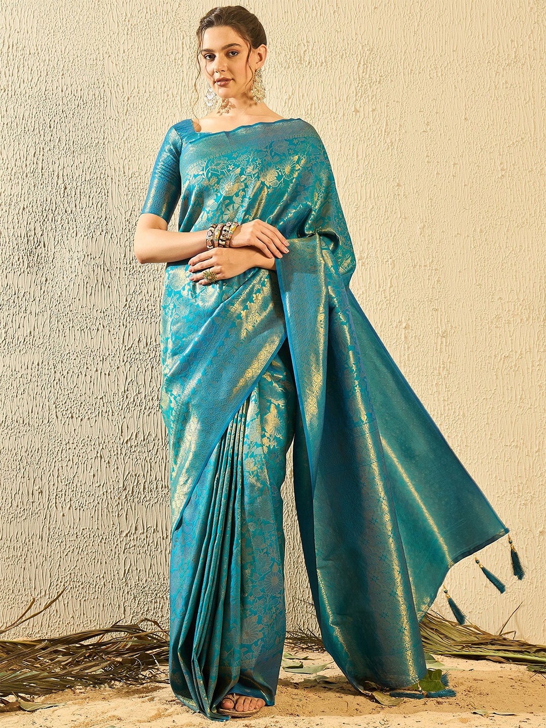 

SERONA FABRICS Ethnic Motif Zari Woven Kanjeevaram Saree, Turquoise blue