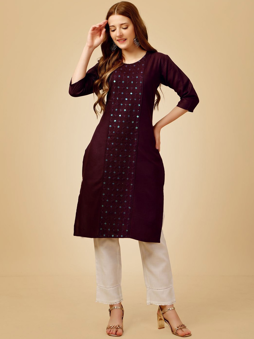 

KAYOMMI Ethnic Motifs Embroidered Sequinned Kurta with Trouser, Purple
