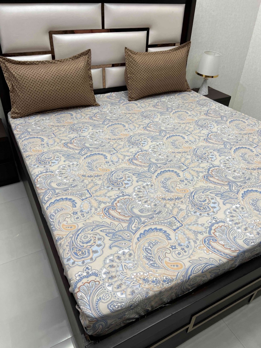 

Pure Decor Manor Brown Ethnic Motifs Microfiber 350 TC King Bedsheet & 2 Pillow Covers