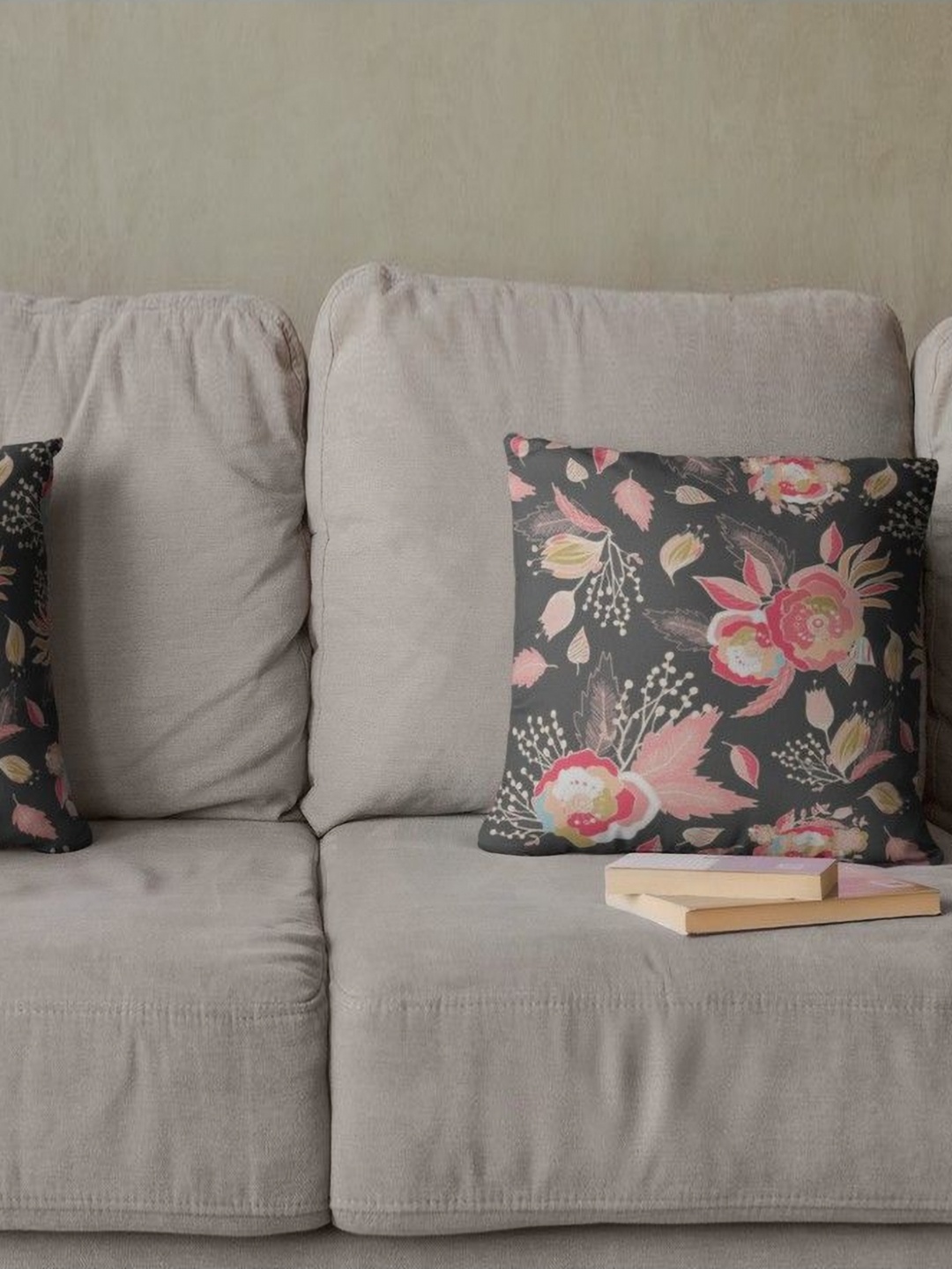 

THEYAYACAFE Black & Pink 2 Pieces Floral Printed Velvet Square Cushion Covers