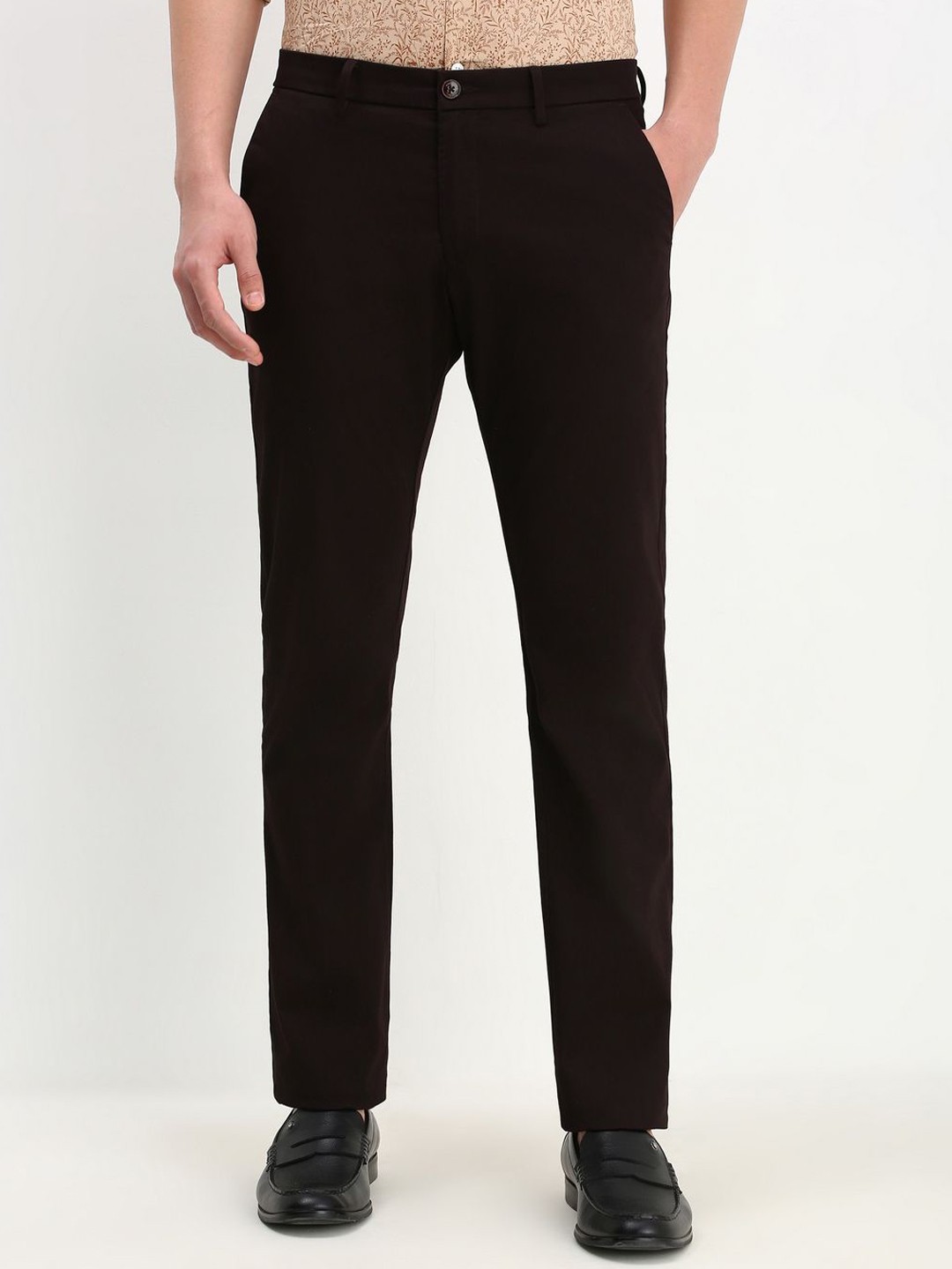 

Allen Solly Men Solid Mid-Rise Regular Fit Trousers, Brown