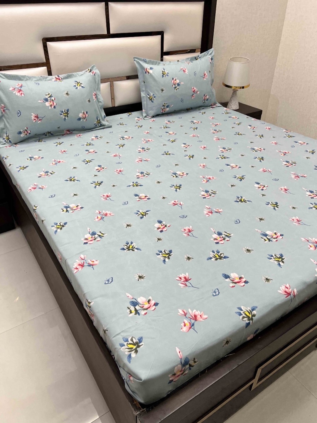 

Pure Decor Amulya Blue Printed 300 TC Microfiber Queen Bedsheet with 2 Pillow Covers