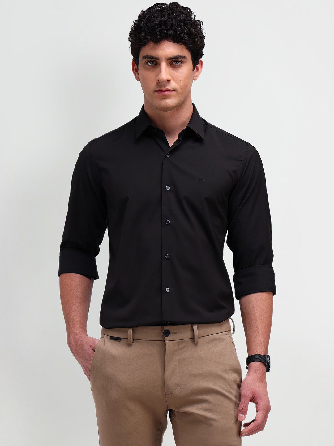 

Arrow New York Men Modern Spread Collar Solid Slim Fit Formal Shirt, Black