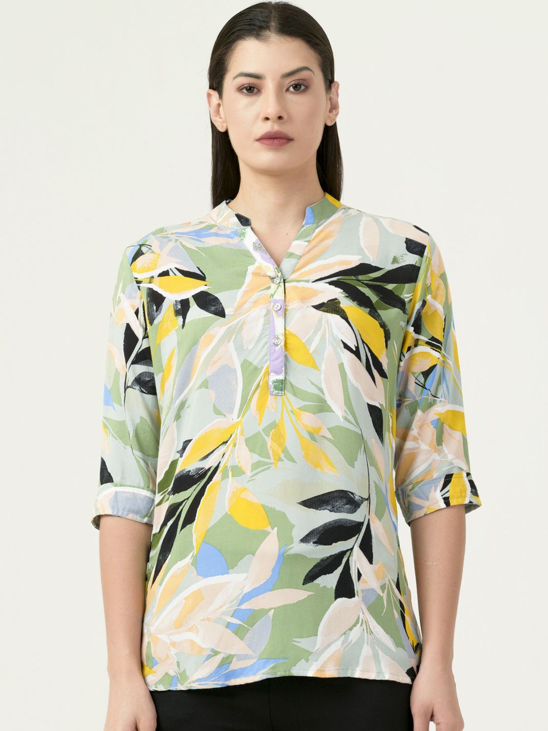 

Albion By CnM Women Tropical Printed Mandarin Collar Top, Green