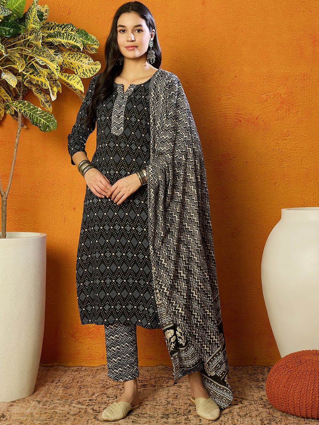 

KALINI Geometric Printed Notch Neck Straight Kurta With Trousers & Dupatta, Black