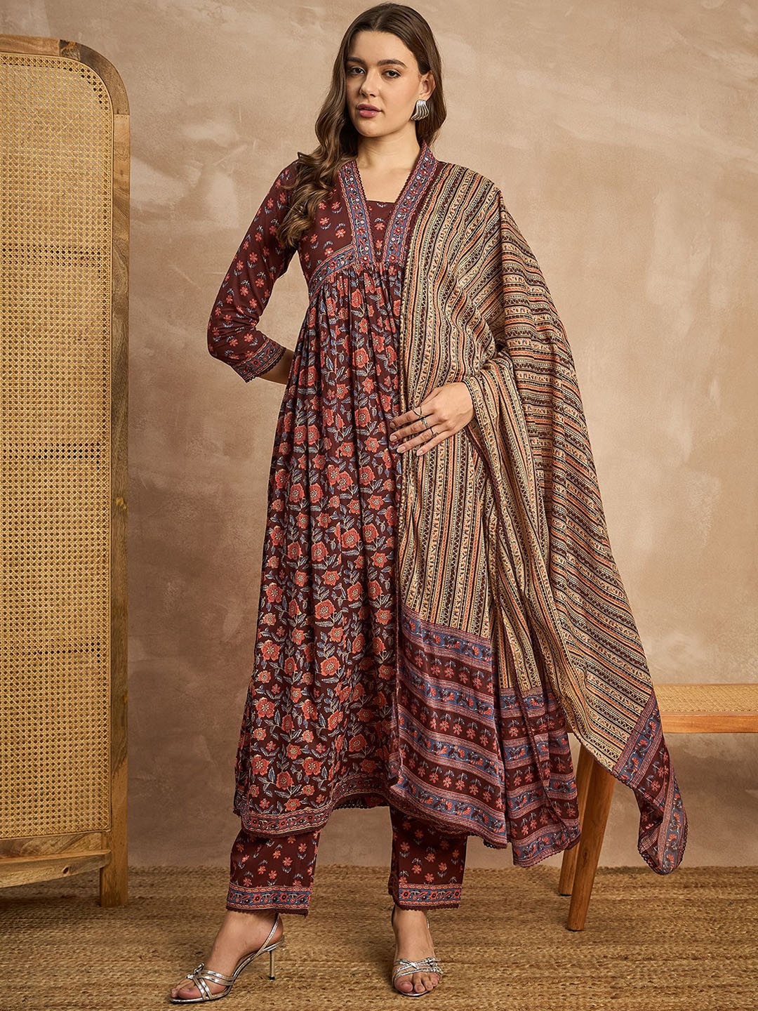 

all about you Maroon Floral Printed Pure Cotton Anarkali Kurta with Trousers & Dupatta