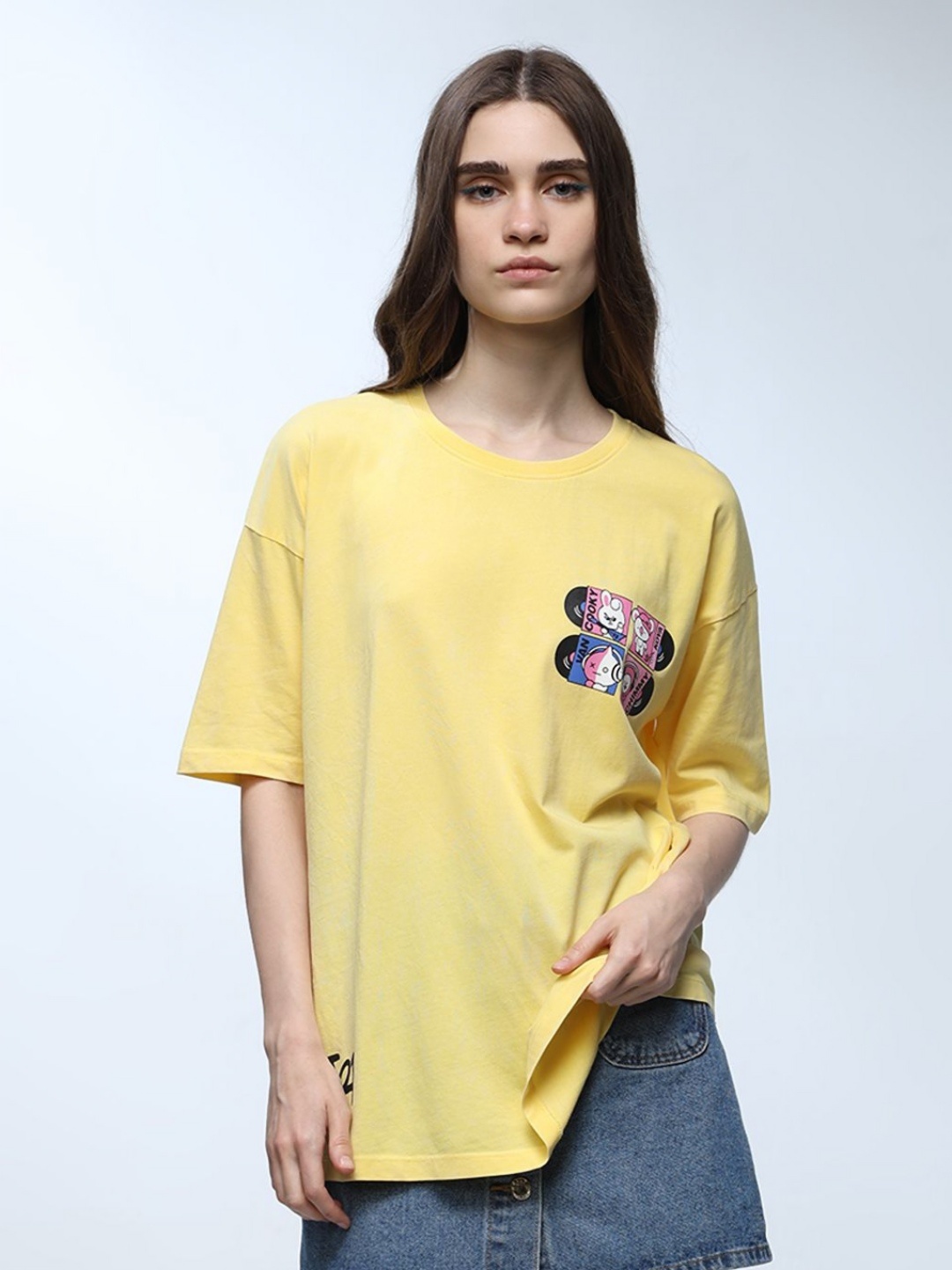 

ONLY Women Graphic Printed Round Neck Cotton Oversized T-shirt, Yellow