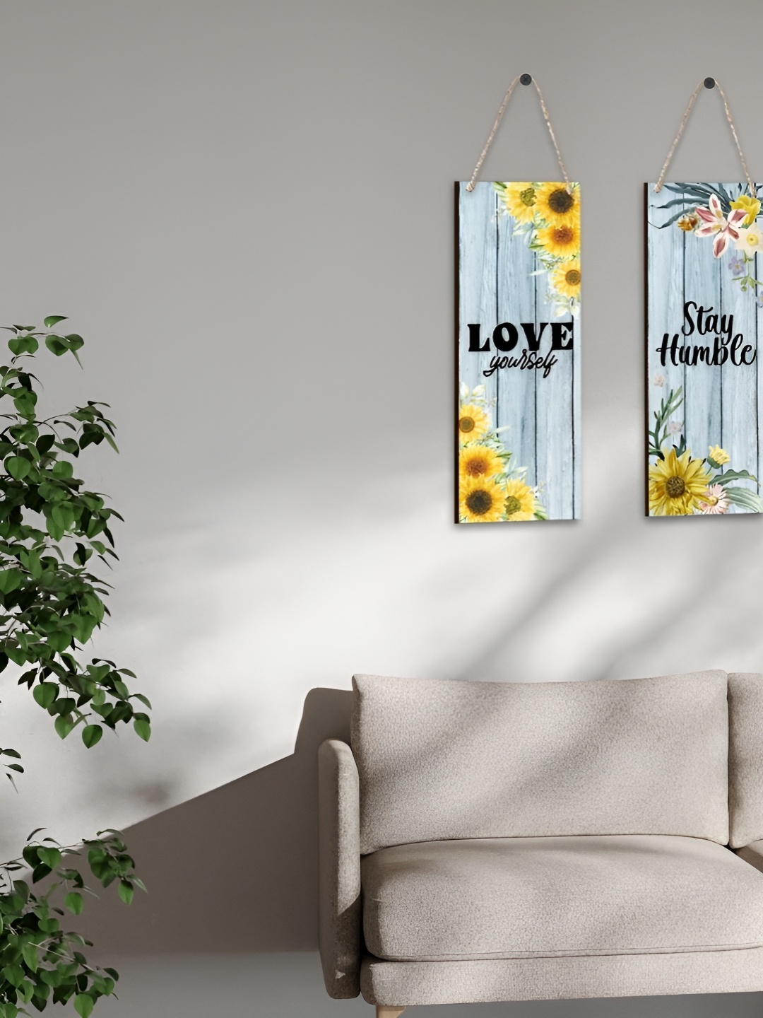 

CVANU 2Pcs Yellow & Black Printed Wooden Wall Hangings
