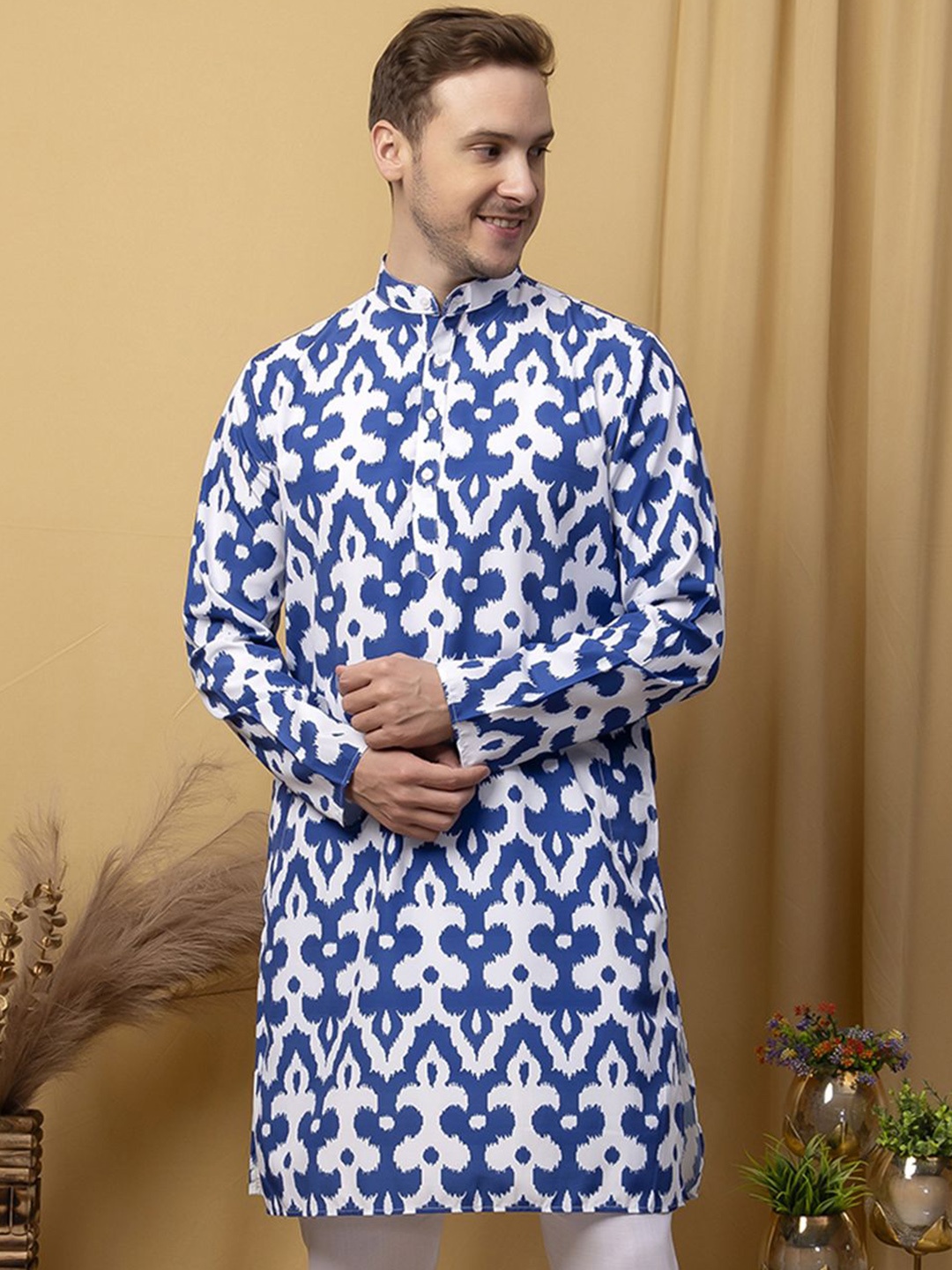 

Hangup Men Ethnic Motifs Band Collar Straight Kurta, Blue