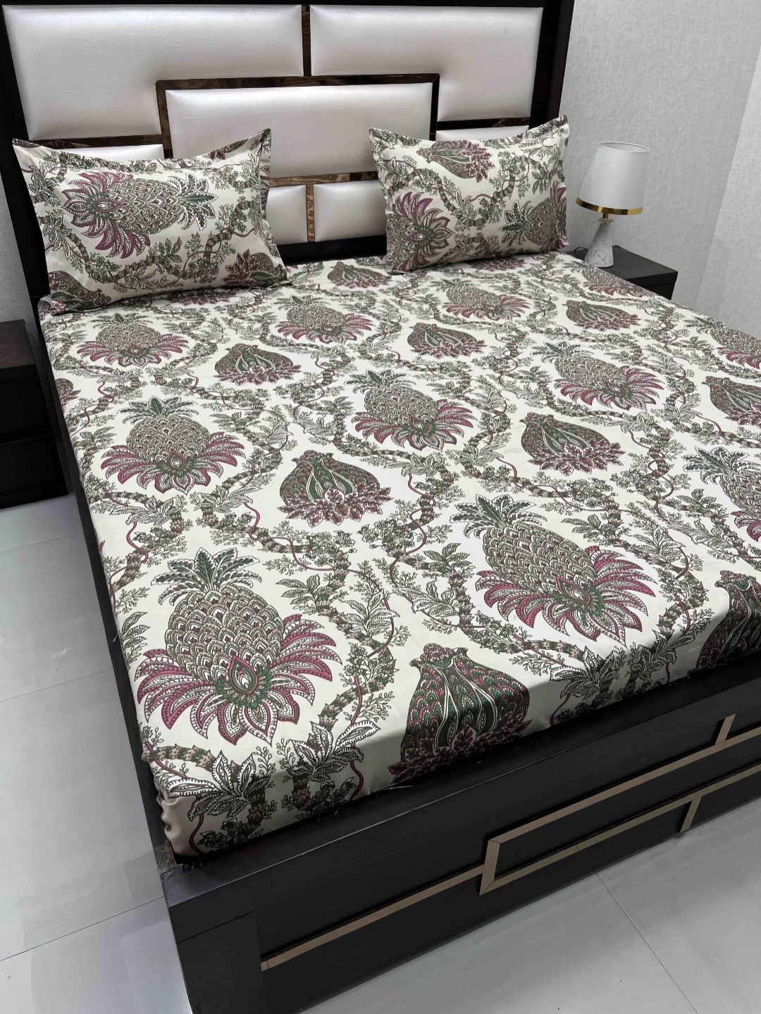 

Pure Decor White & Grey Ethnic Motifs Cotton 200 TC Queen Bedsheet with 2 Pillow Covers