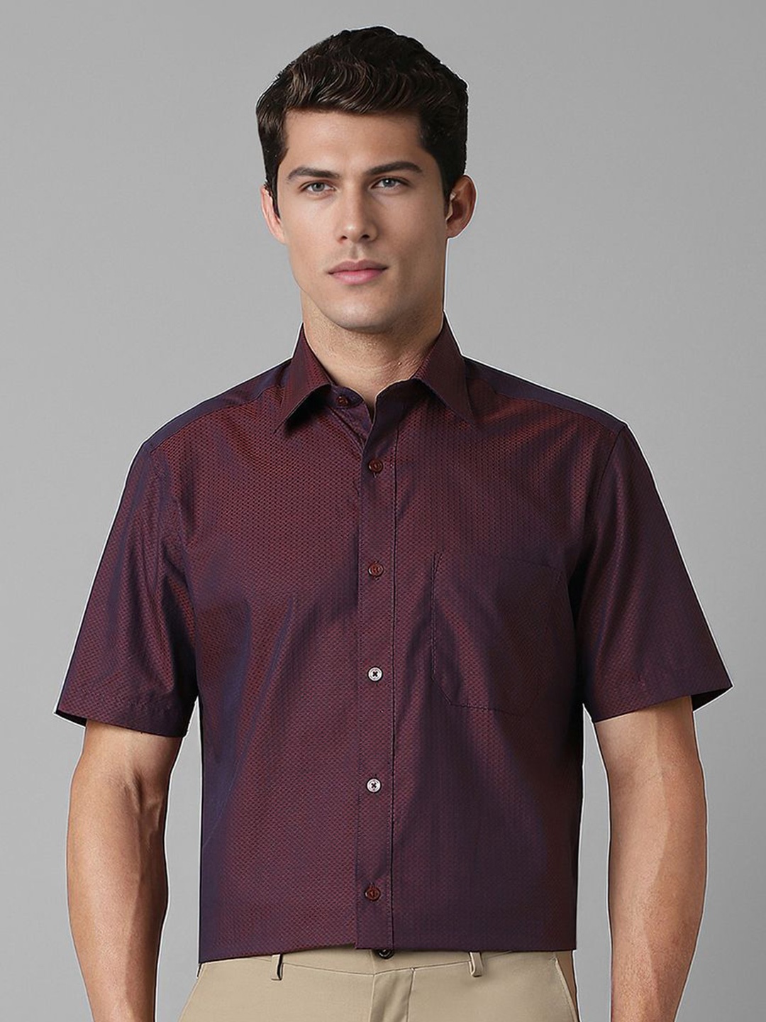 

Louis Philippe Men Classic Spread Collar Geometric Printed Cotton Formal Shirt, Maroon