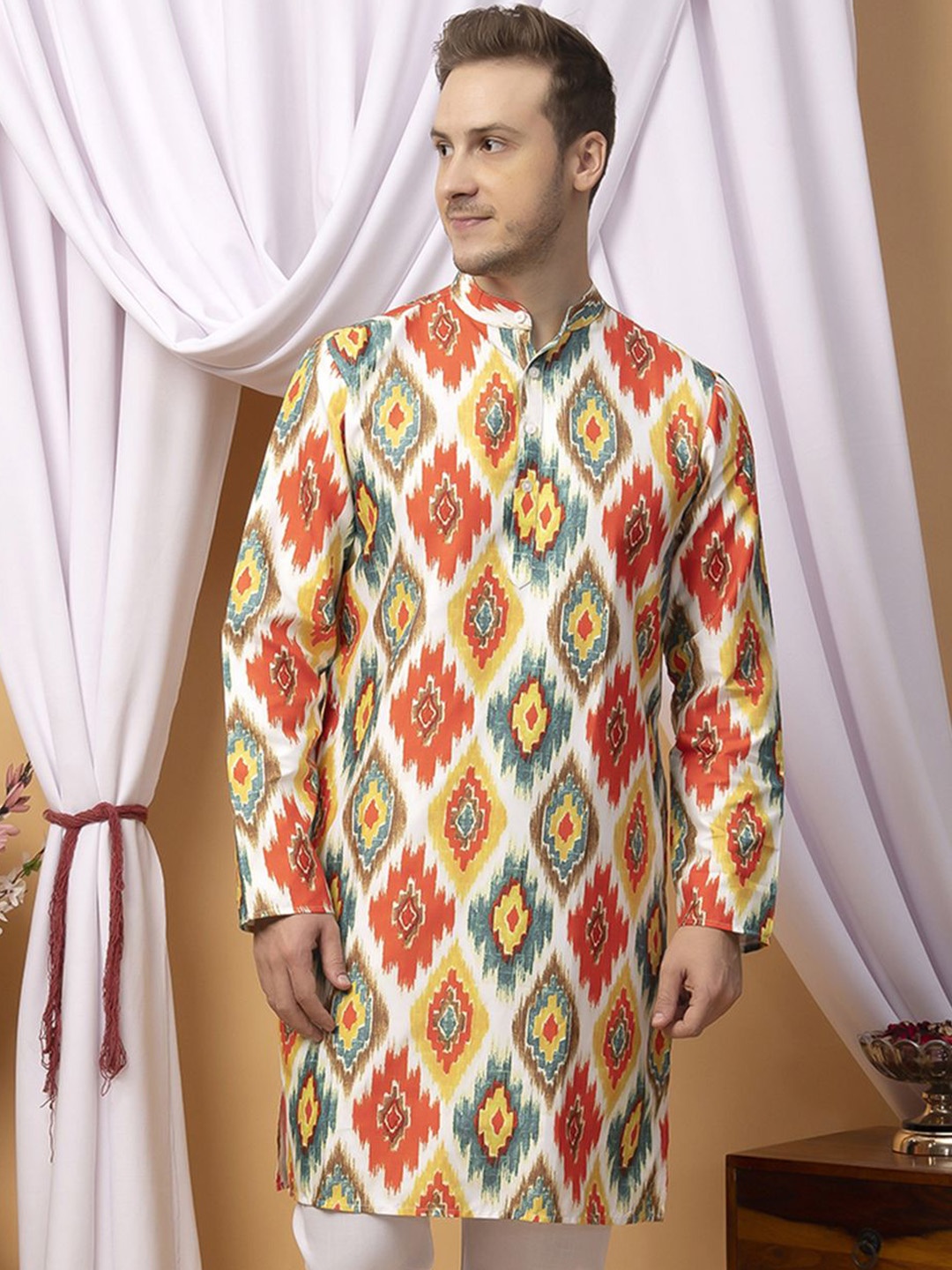

Hangup Ethnic Motifs Printed Mandarin Collar Straight Kurta, White