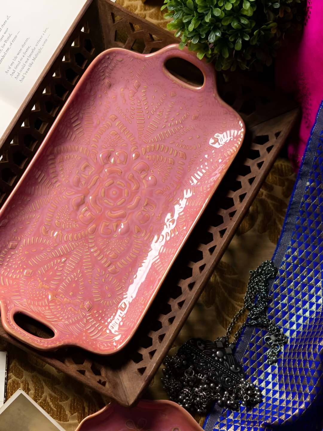 

AMALAFIEE CERAMICS Pink Textured Microwave Safe Serving Tray