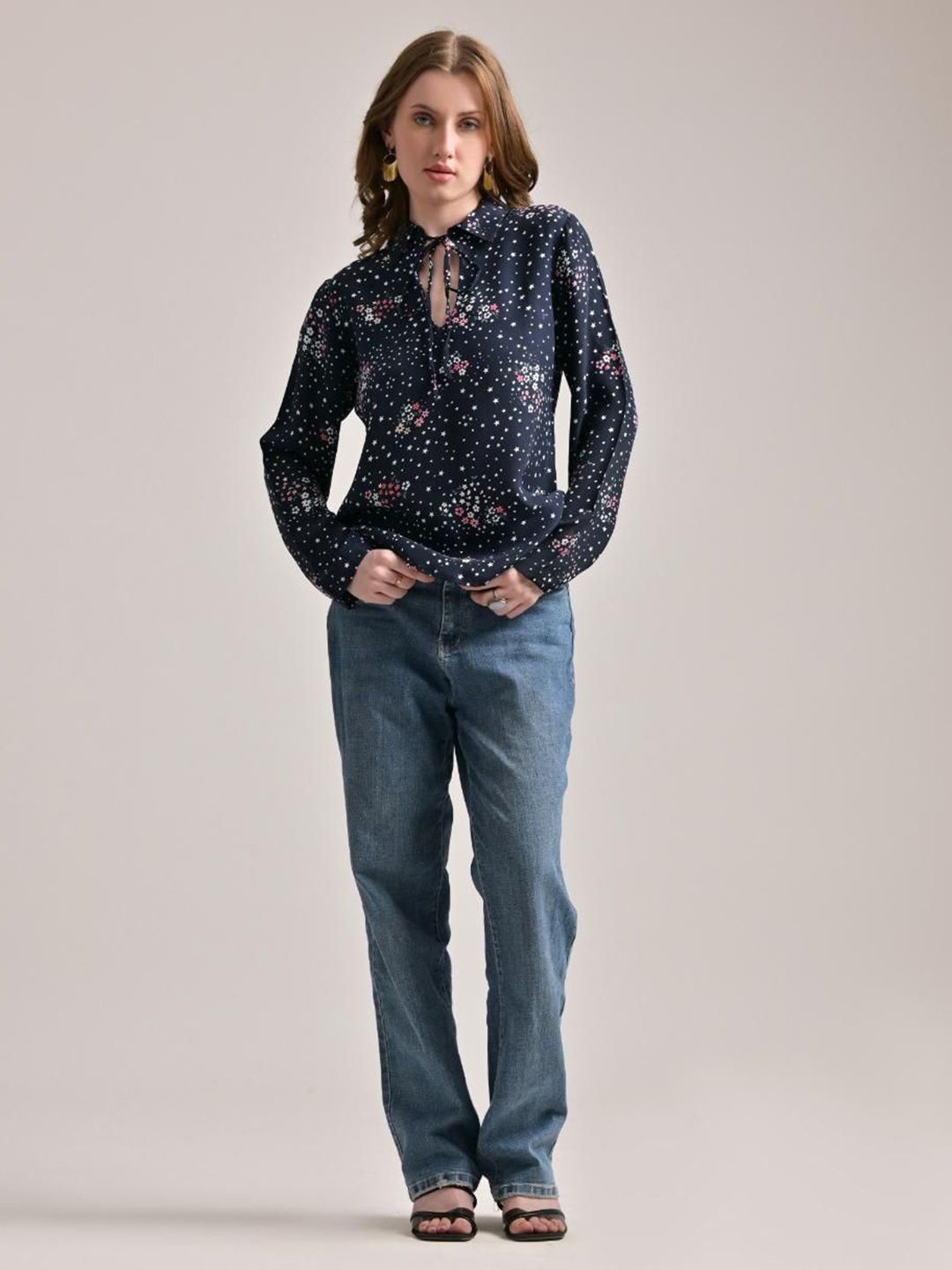 

The Samoa Women Floral Printed Shirt Collar Top, Navy blue