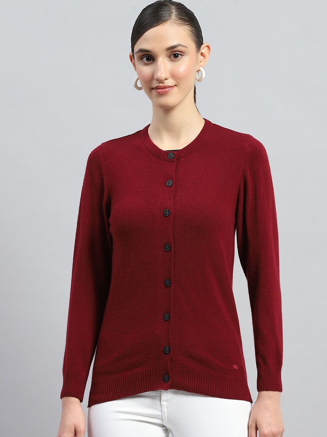 

Monte Carlo Women Solid Round Neck Cardigan, Maroon