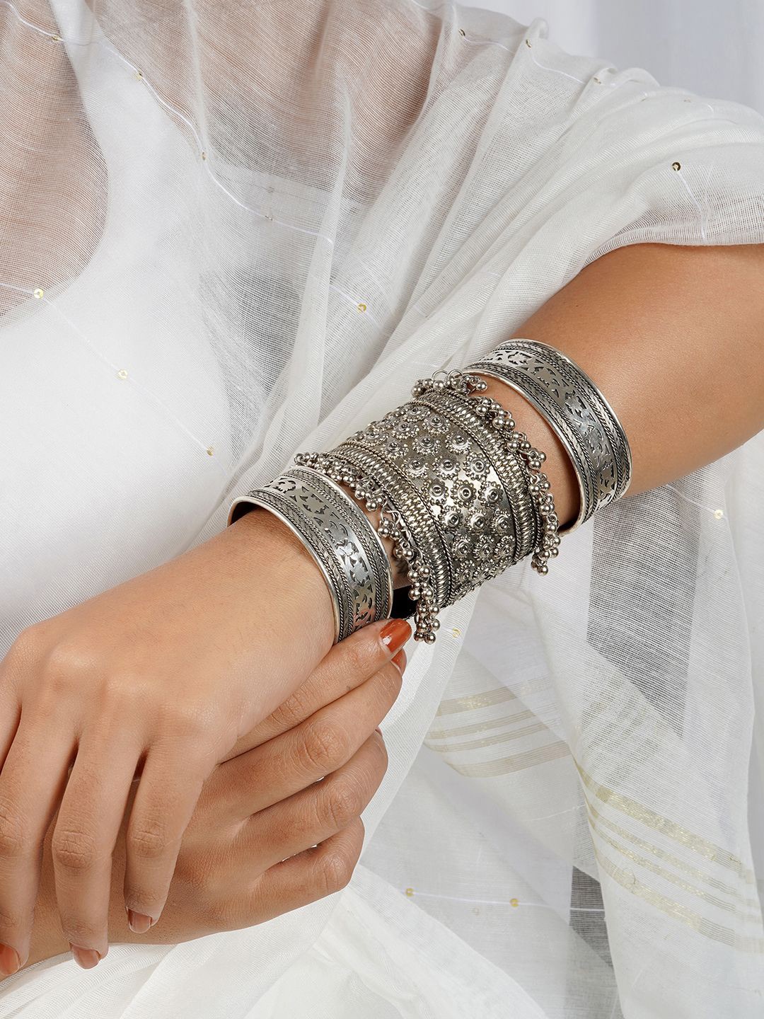 

TEEJH Atchaya Set Of 3 Oxidised Stacked Cuff Bracelets, Silver