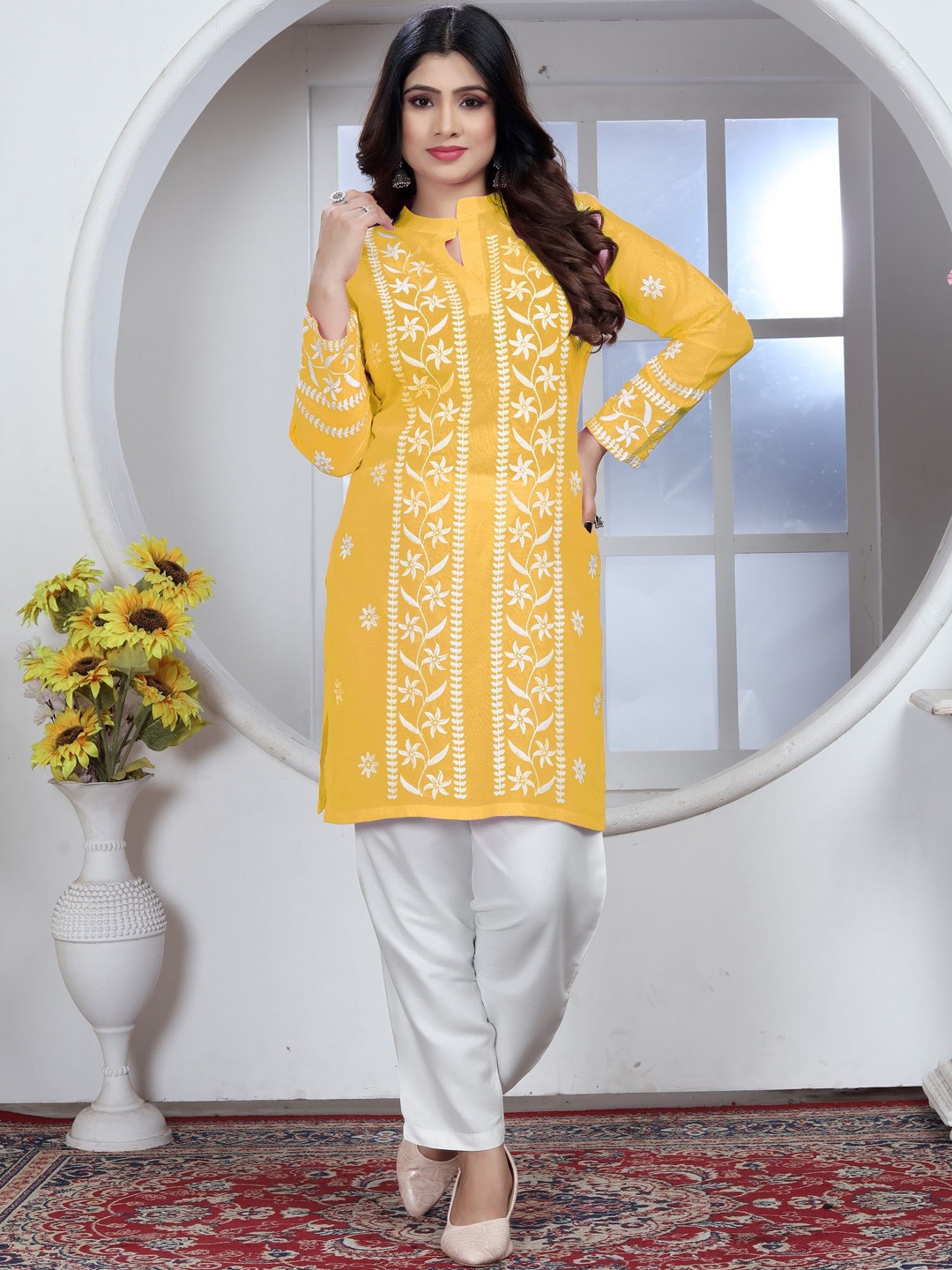 

JULEE Floral Embroidered Mandarin Collar Straight Kurta, Yellow