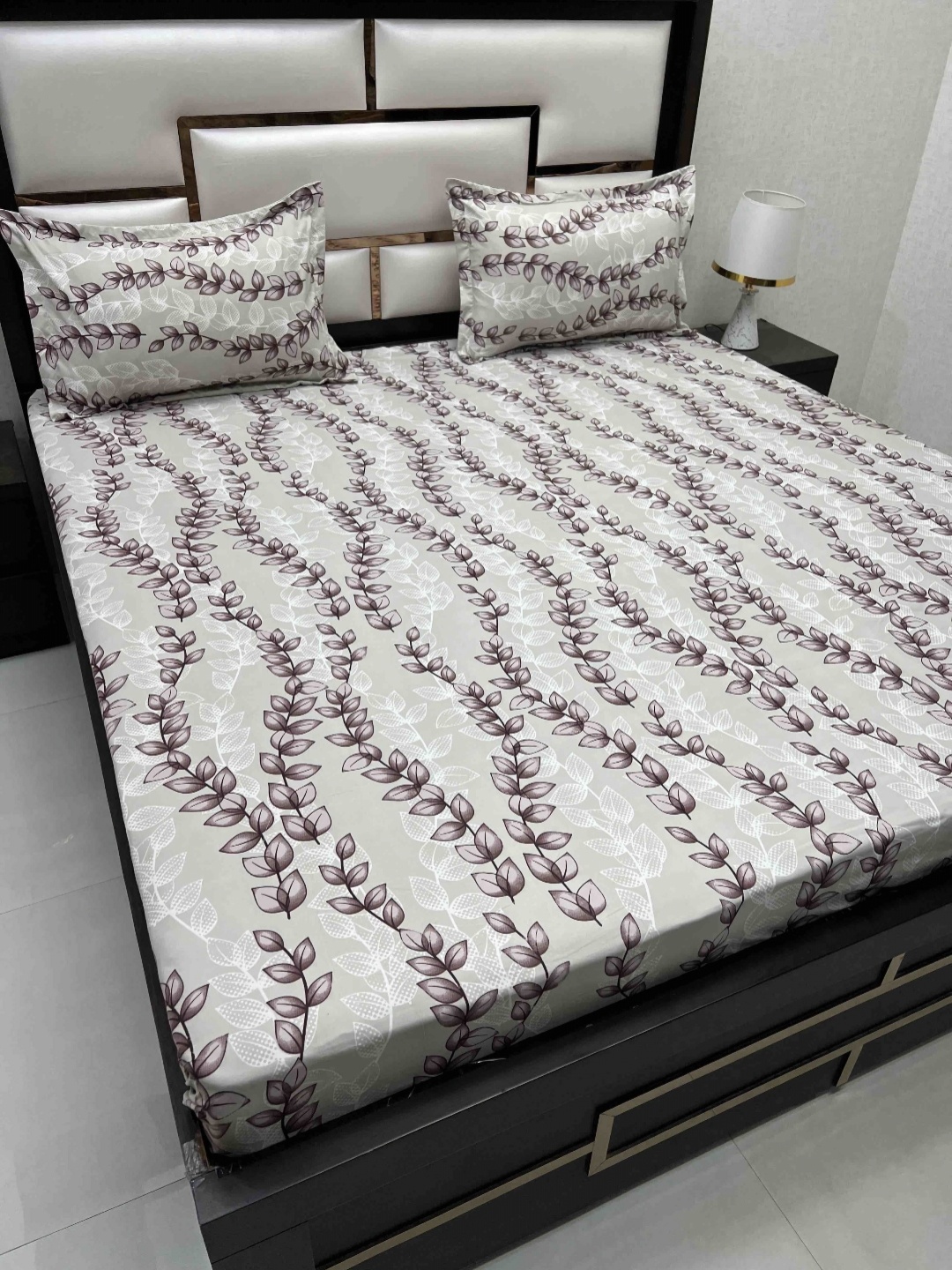 

Pure Decor Amulya Beige Floral Printed Microfiber 330 TC Queen Bedsheet & 2 Pillow Covers