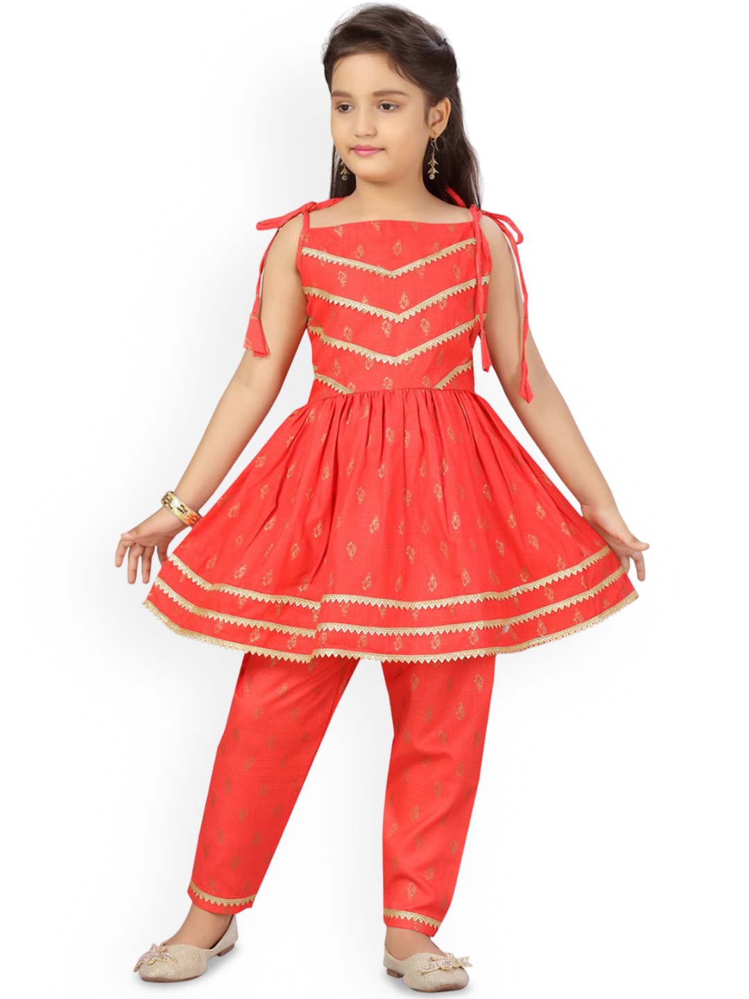 

BAESD Girls Floral Embroidered Regular Gotta Patti Pure Cotton A-Line Kurta with Trousers, Red