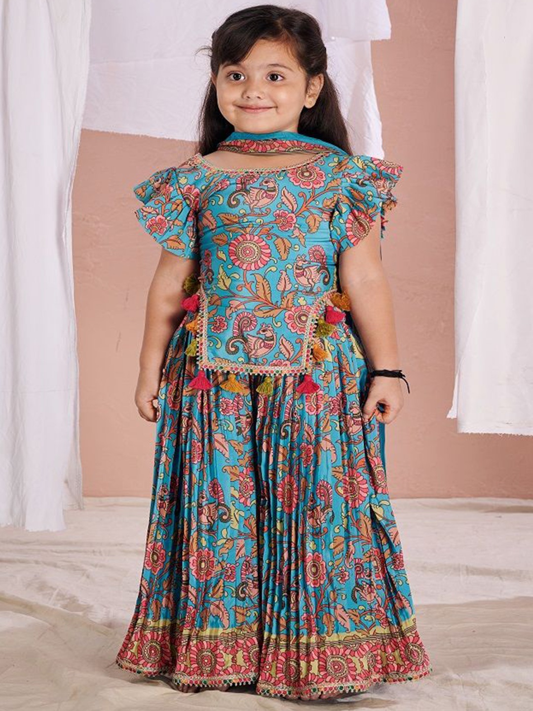 

Vivedkids Girls Floral Kalamkari Printed Top with Palazzos & Dupatta, Blue