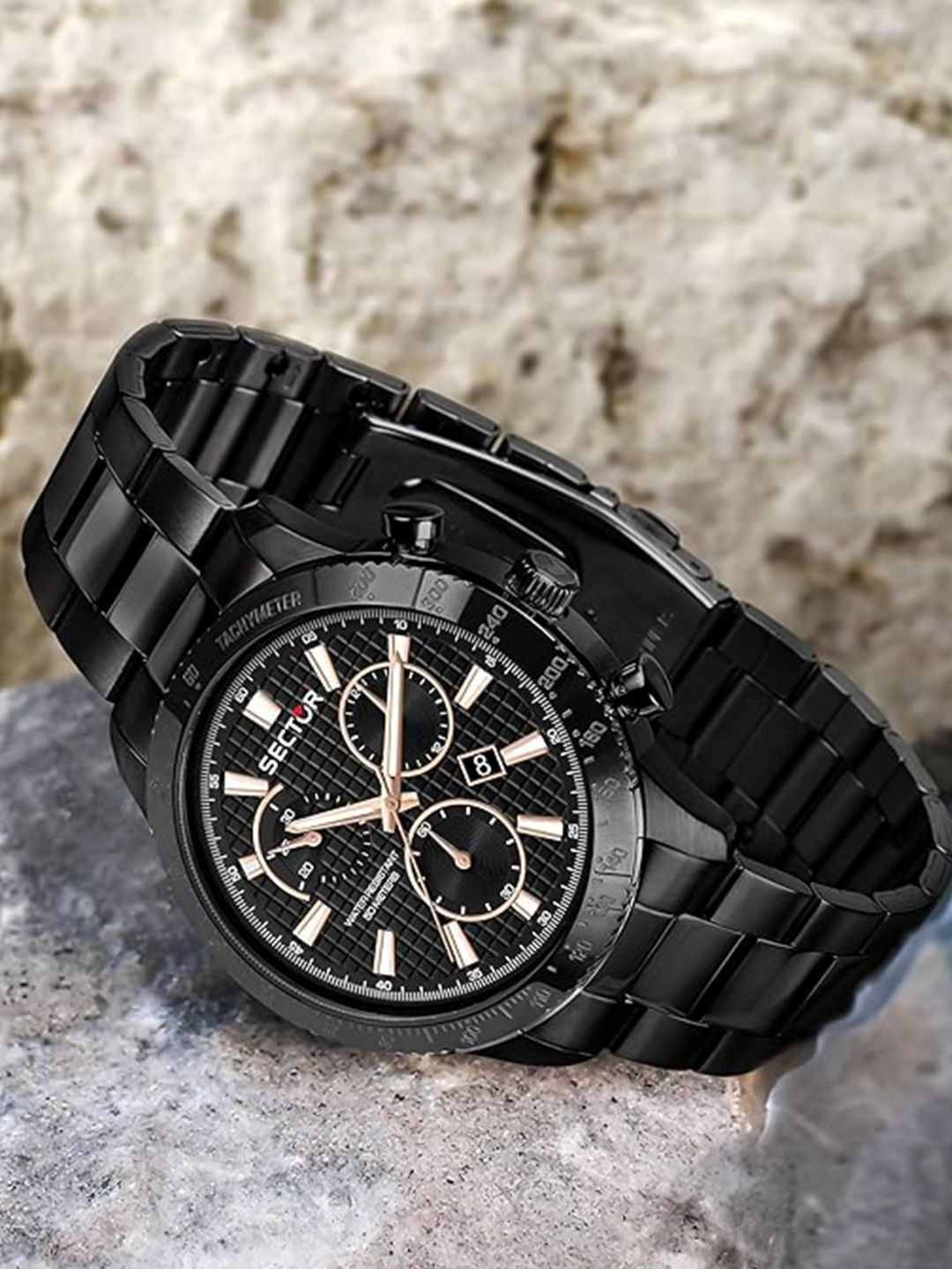 

Sector Men Dial & Stainless Steel Straps Analogue Watch R3273778001, Black