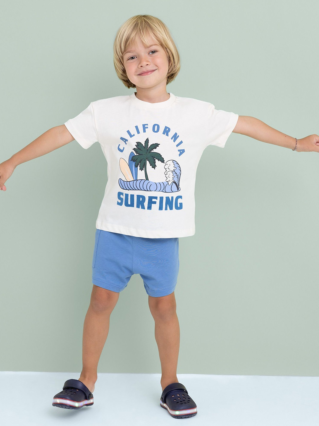 

DeFacto Boys Printed T-shirt With Shorts, Blue