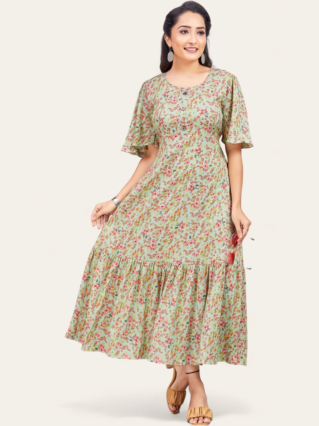 

PAMPER YOURSELF Floral Printed Fit and Flare Maxi Dress, Green