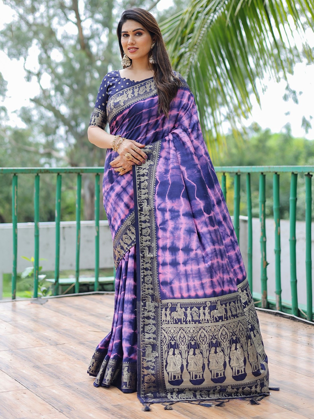 

Anaita Tie and Dye Printed Pure Silk Bandhani Saree, Navy blue