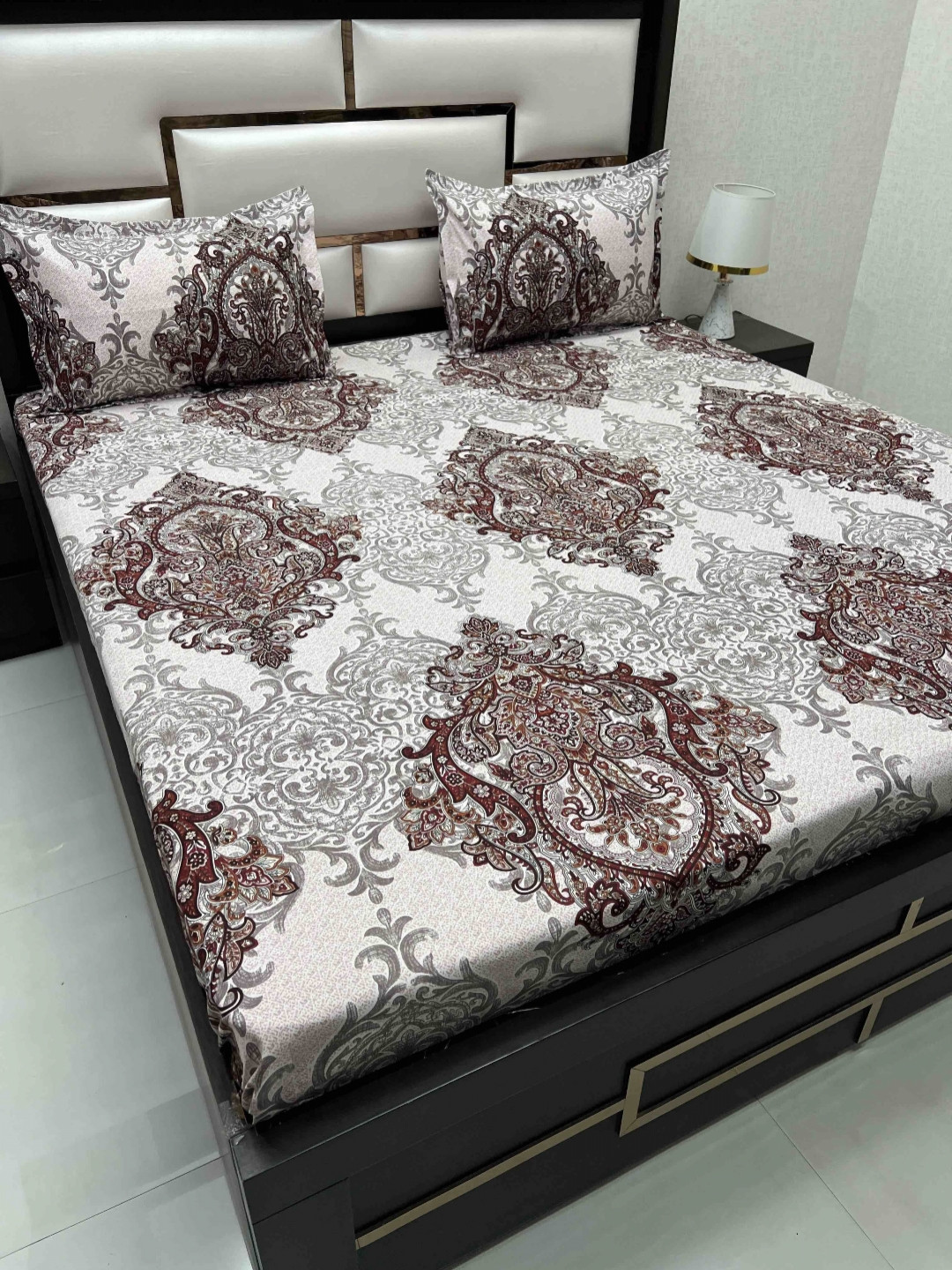 

Pure Decor Amulya Maroon Ethnic Motifs Microfiber 210 TC Queen Bedsheet & 2 Pillow Covers