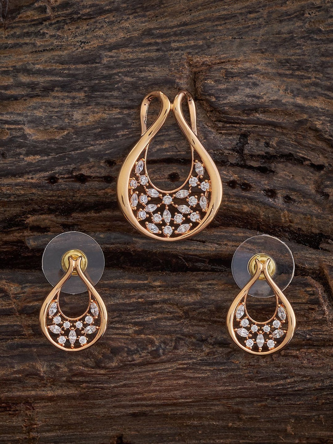 

Kushal's Fashion Jewellery Gold-Plated Cubic Zirconia-Studded Jewellery Set
