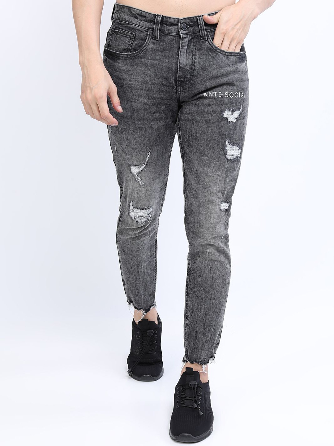 

HIGHLANDER Men Tapered Fit Highly Distressed Light Fade Stretchable Jeans, Grey