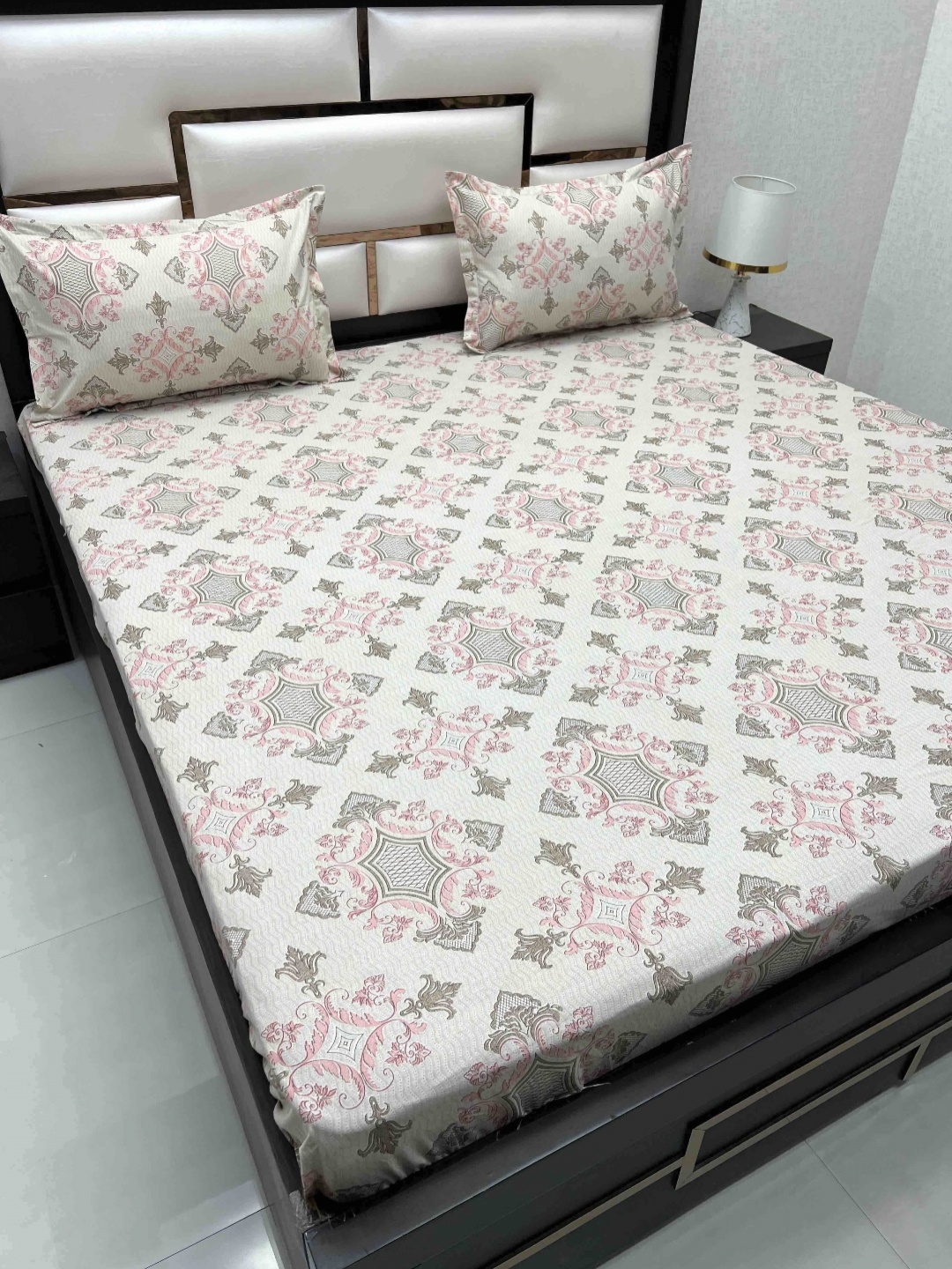 

Pure Decor Ruby White Ethnic 240TC Pure Cotton Super King Fitted Bedsheet & Pillow Covers