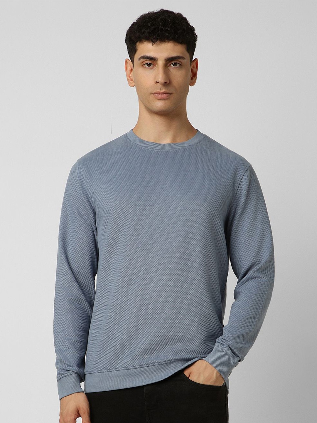 

VAN HEUSEN DENIM LABS Men Solid Sweatshirt, Grey