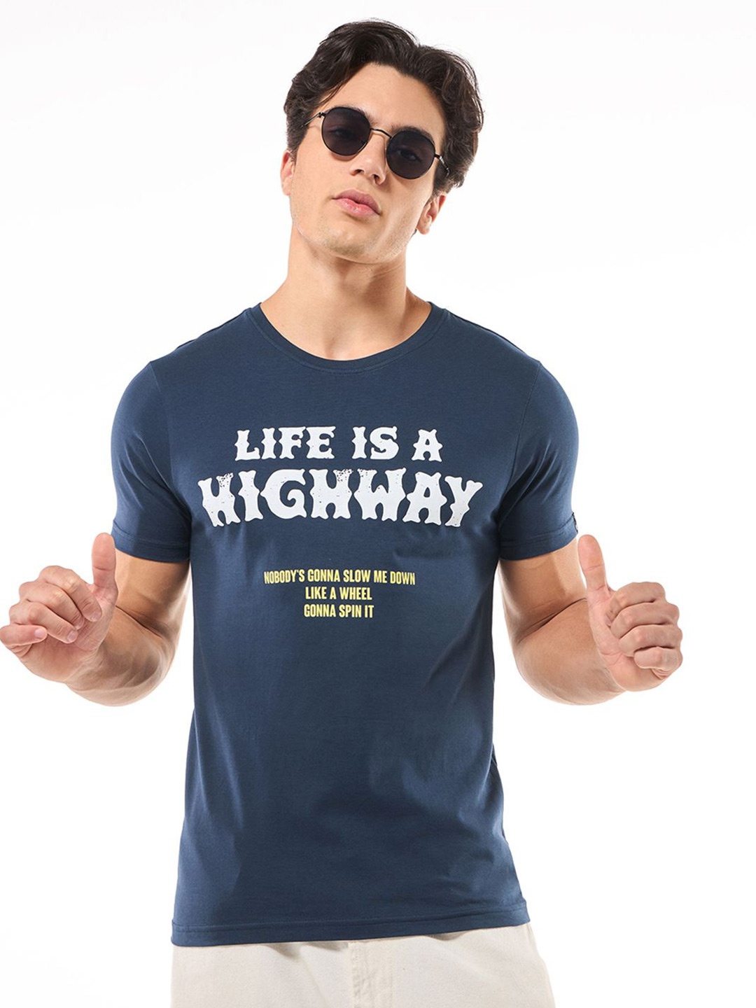 

Bewakoof Men Typography Printed Round Neck Pure Cotton T-shirt, Blue