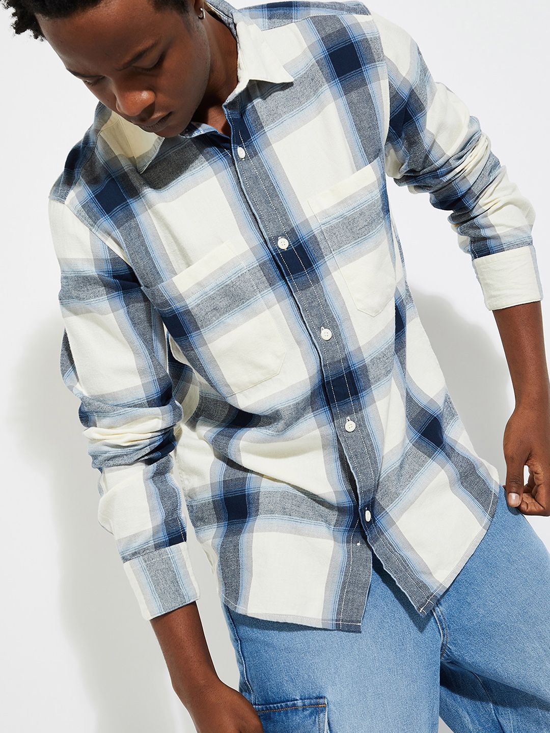 

max Men Spread Collar Tartan Checked Cotton Casual Shirt, White